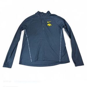 Nike Dri-FIT Iowa Hawkeyes Long Sleeve Quarter Zip Thumb Holes  size Large